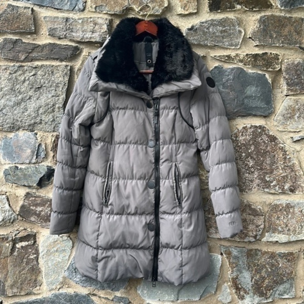 Rud by Rudsack Puffer Jacket with Rabbit Fur Trim in Gray/Black Size Large